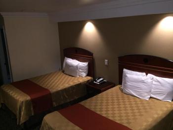 Ontario Inn & Suites Image 20