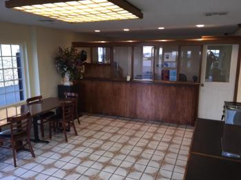 Ontario Inn & Suites Image 25