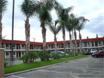 Ontario Inn & Suites Image 6